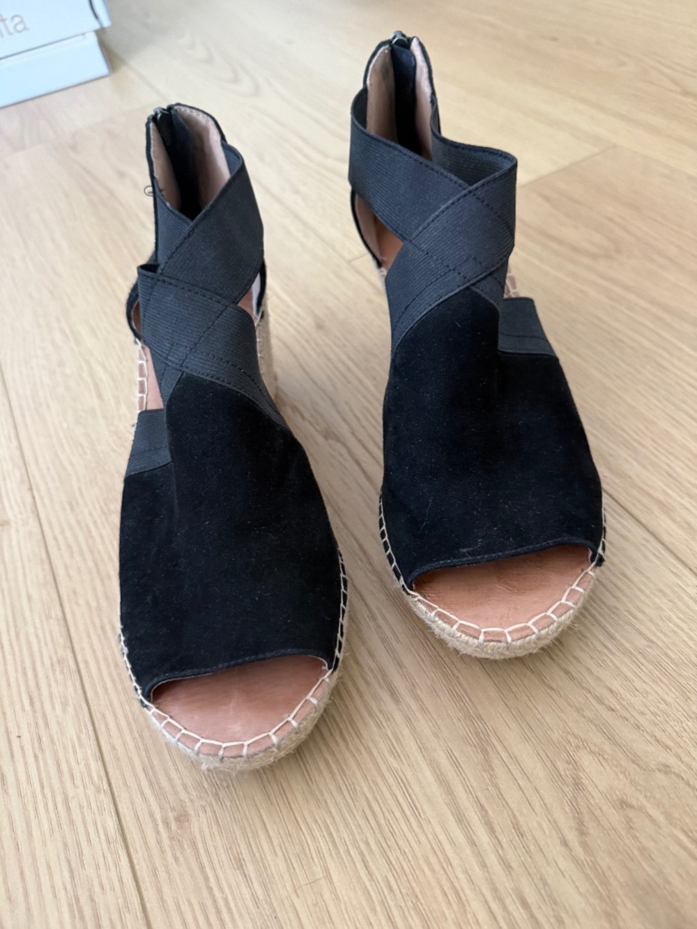 Gentle Souls Kenneth Cole -black suede espadrille wedge sandals